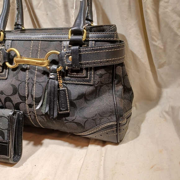 Coach signature set - Picture 3 of 13
